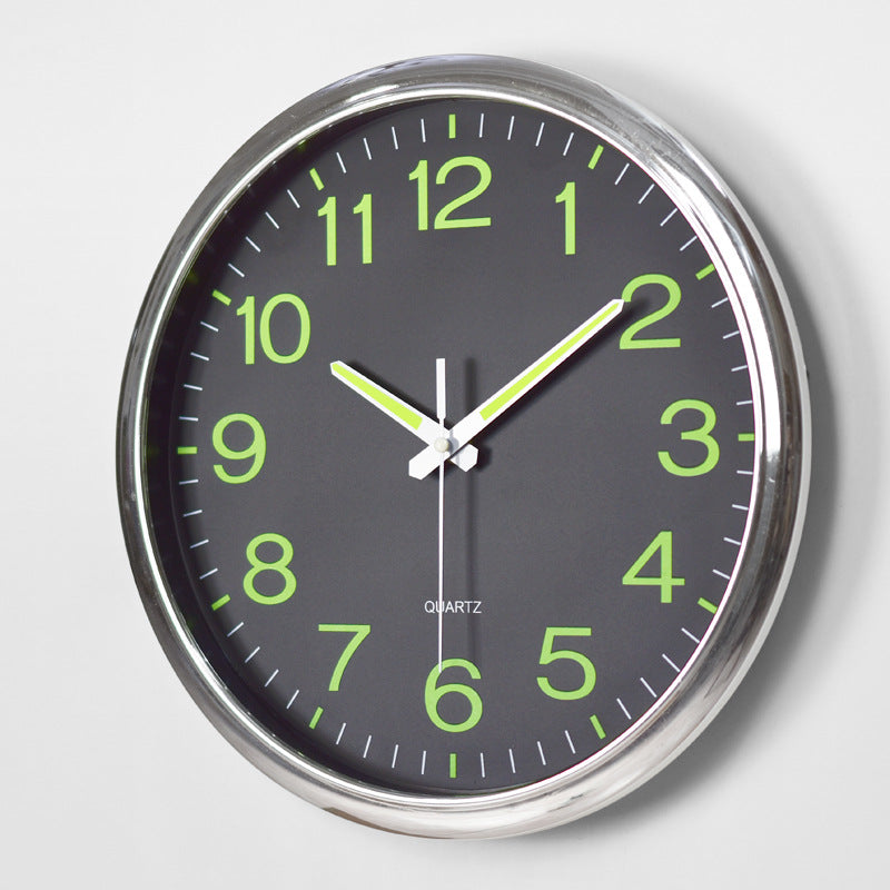Treviq - Große Leuchtende Wanduhr für einen stilvollen und praktischen Raumakzent