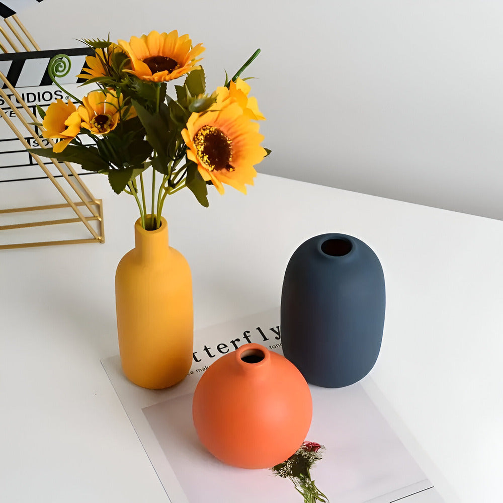 Astraelle - Elegante skandinavische Keramikvase im minimalistischen Stil für eine moderne Atmosphäre