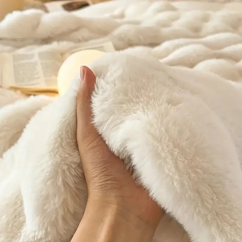 Luxuriöse Winterdecke für Bett und Sofa – Wendbares weiches Kunstfell für ultimativen Komfort