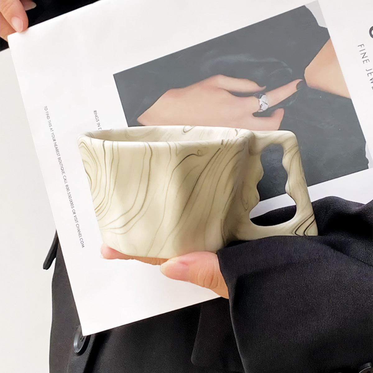 Oval geformte Tasse