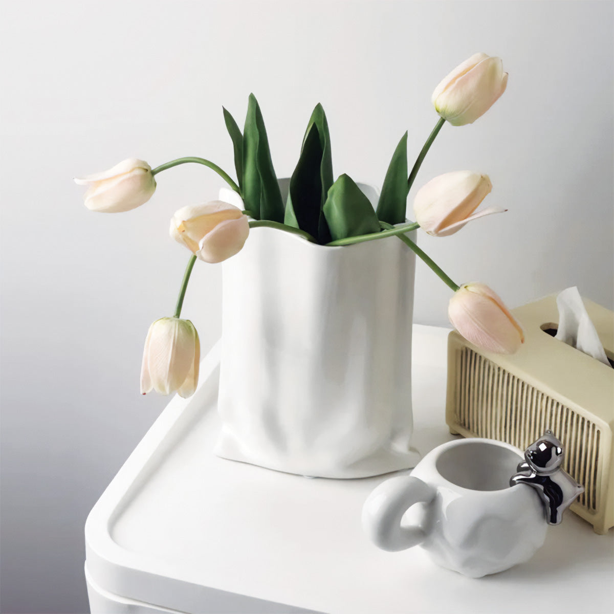 Elegante gefaltete Blumenvase | Perfekte zeitgenössische Dekoration für alle Ihre Räume