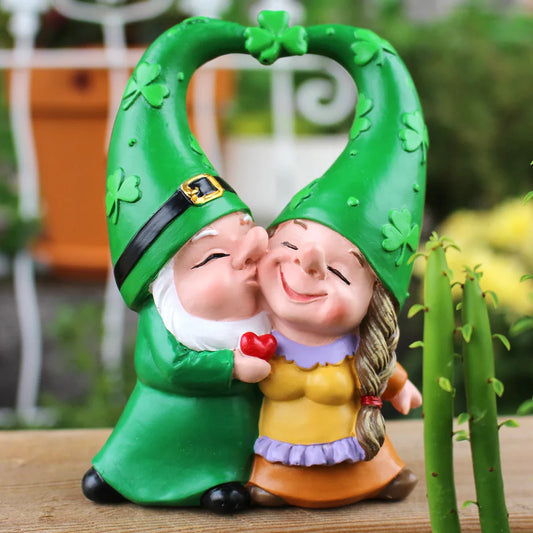 Sabinae - Charmante Gartenzwerg-Figur für Garten- und Partydekoration - Handgefertigt aus Harz für eine bezaubernde Atmosphäre