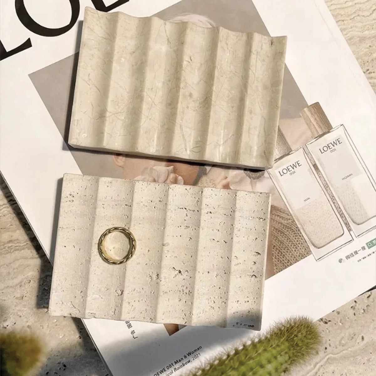 Elegantes Cannelé-Stein-Tablett | Veredeltes Naturstein-Design für eine anspruchsvolle Inneneinrichtung