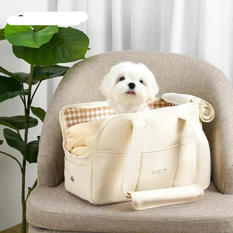 Tragtaschen für Hunde und Katzen - Komfort und Stil für Ihr Haustier