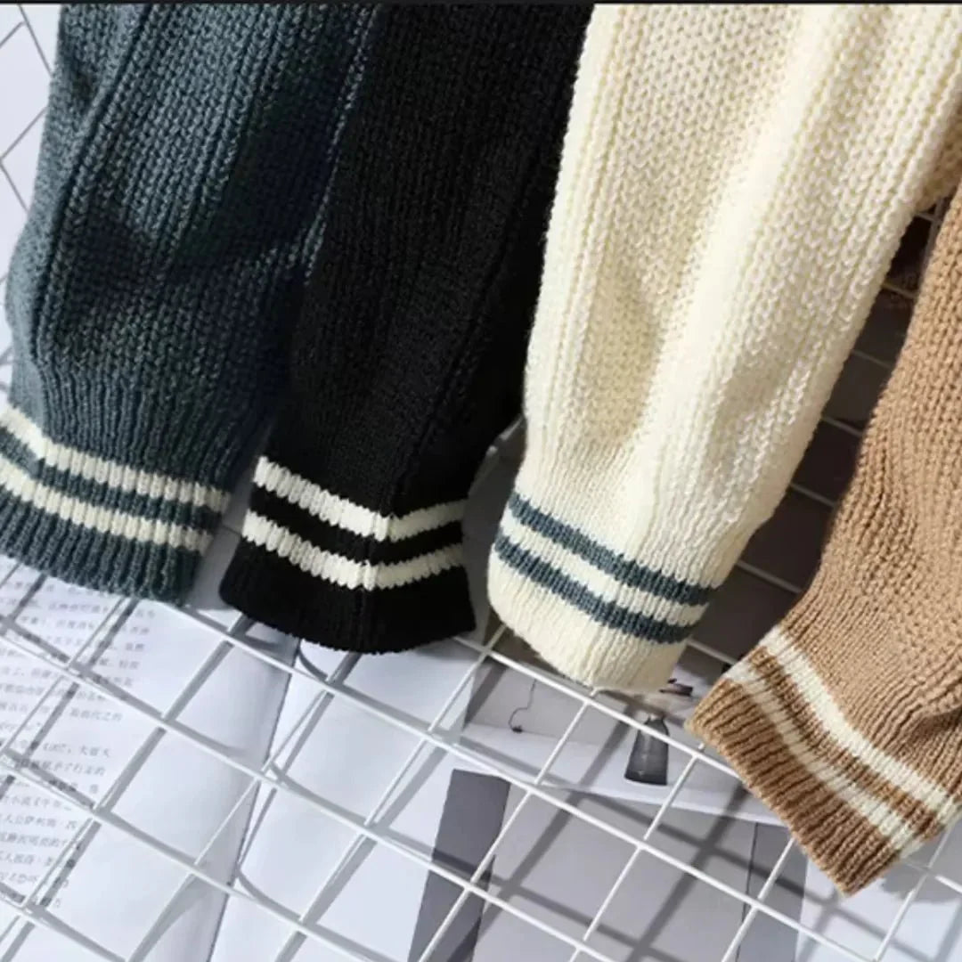 Hubert - Elegant Classic Round Neck Sweater for Stylish Comfort