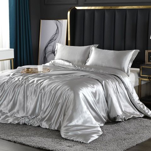 Elegantes 4-teiliges Bettwäsche-Set aus Seiden-Satin inklusive Bettbezug, Spannbettlaken und Kissenbezügen für ultimativen Komfort
