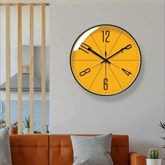Marcia - Moderne Wanduhr mit schlankem minimalistischem Design