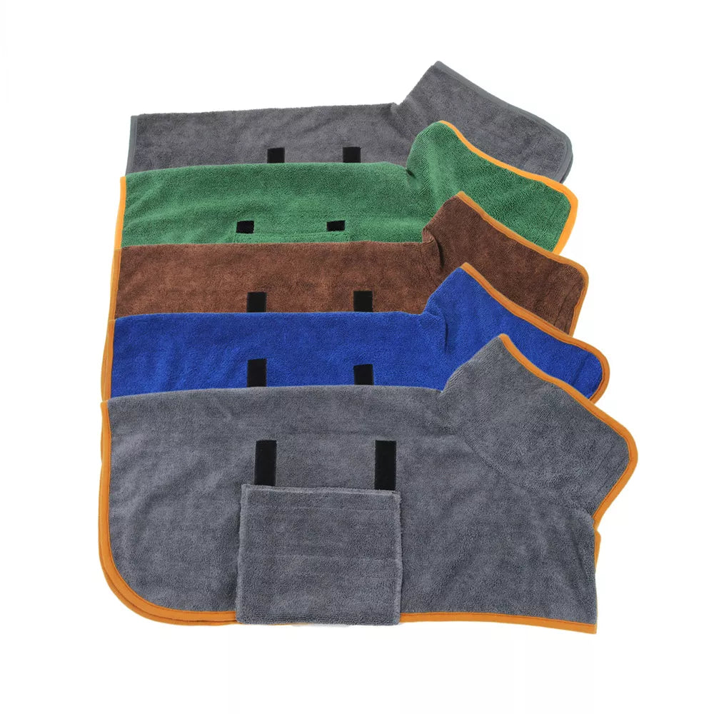 Vielseitiger Haustier-Bademantel für zusätzlichen Komfort und Bequemlichkeit