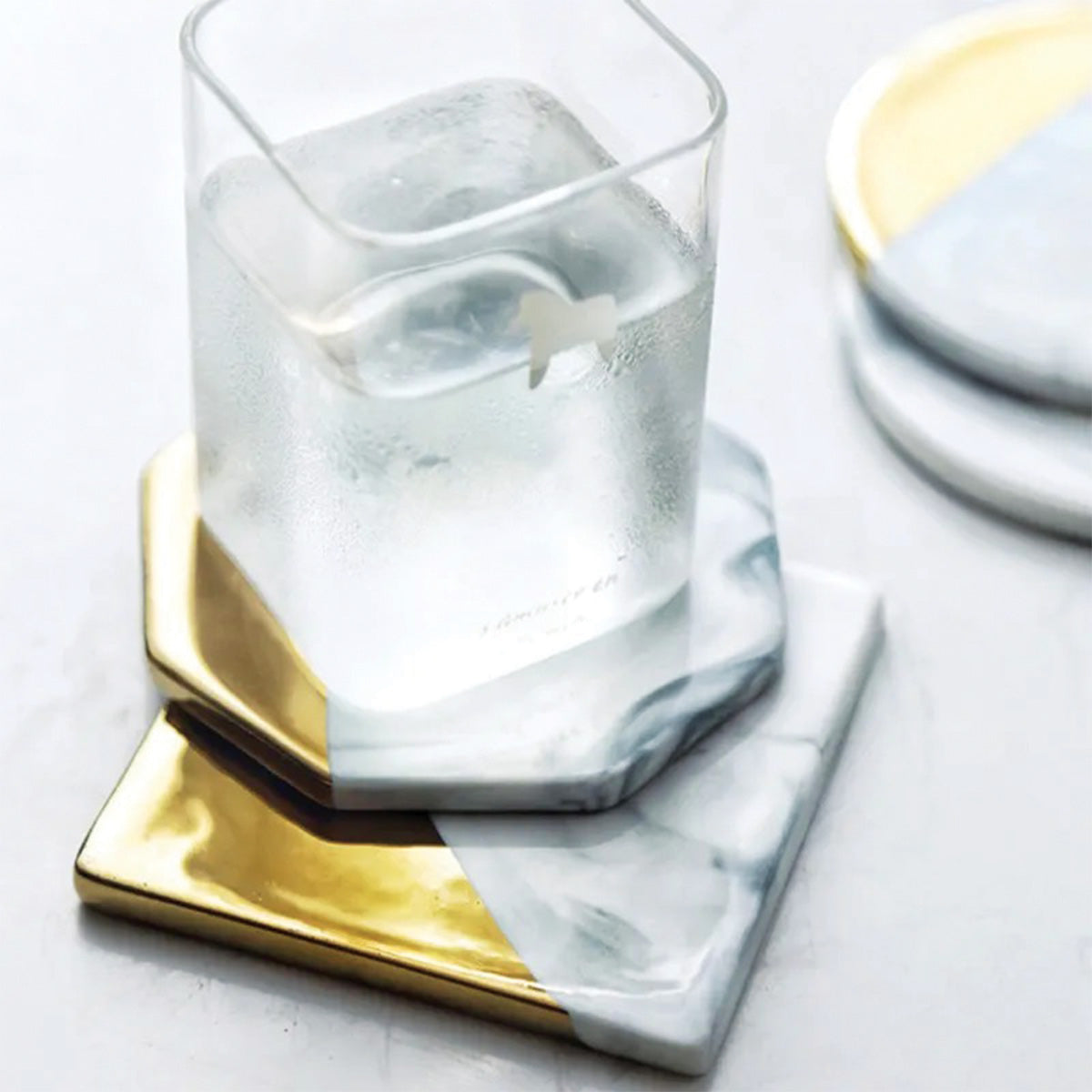 IvoraHome - Prächtiges Elfenbein-Marmor-Untersetzer-Set für einen Hauch von Eleganz in Ihrem Interieur