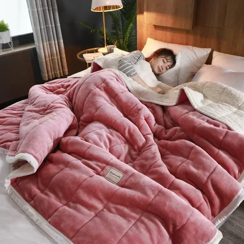 Luxusweiche Korallenfleece-Decke – Warme und gemütliche Flanell-Wohndecke für Herbst und Winter