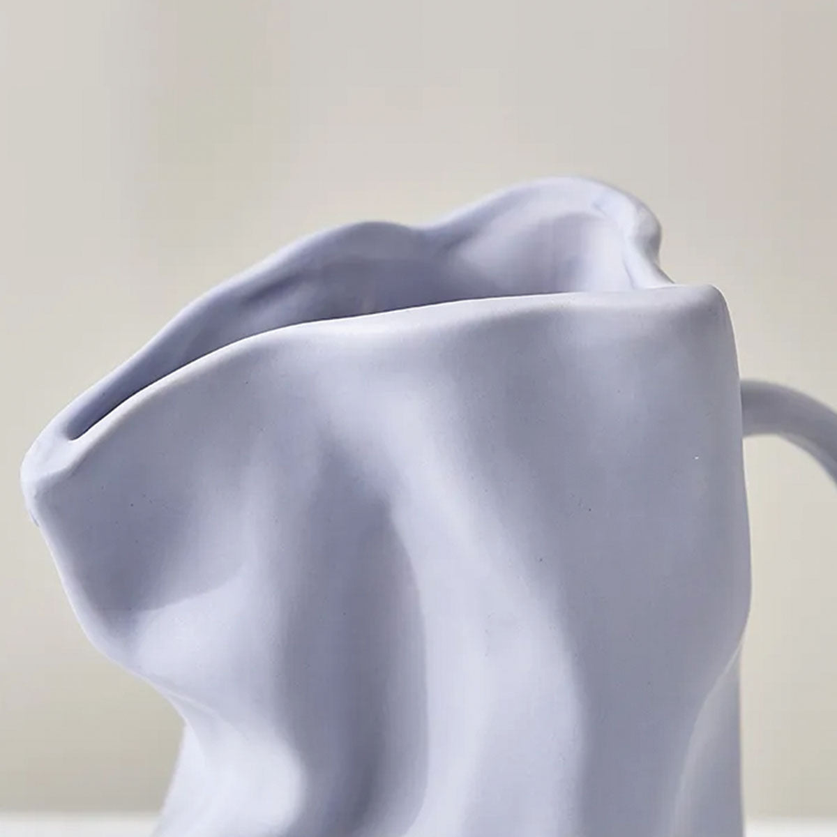 Gefaltete Kaffeetassenvase