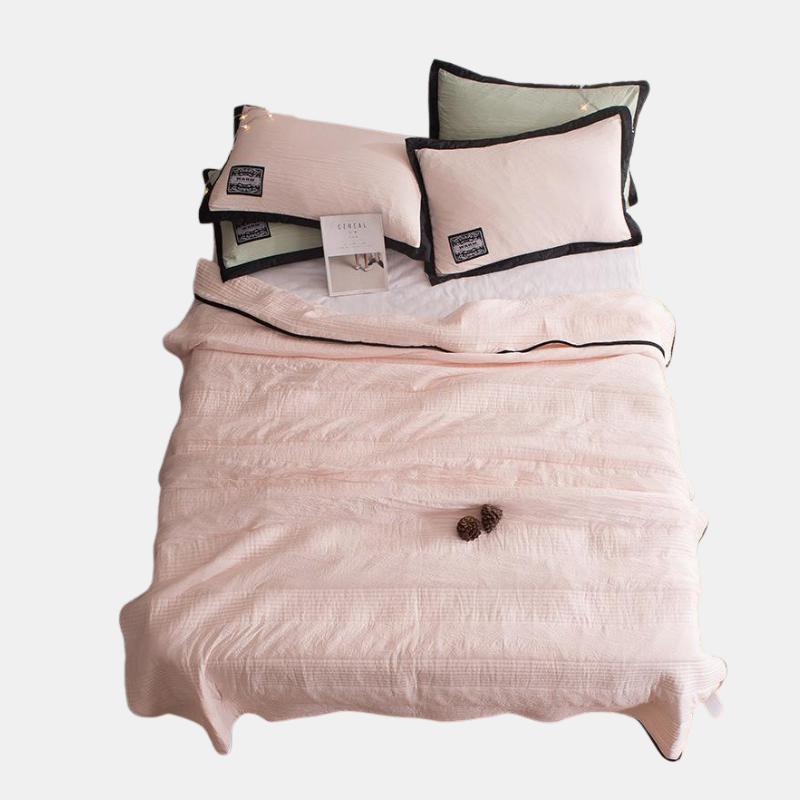 Kühles und Bequemes CoolBreeze Sommerbett - Leichte Baumwolle und Bambusfaser für Perfekte Kühle Nächte