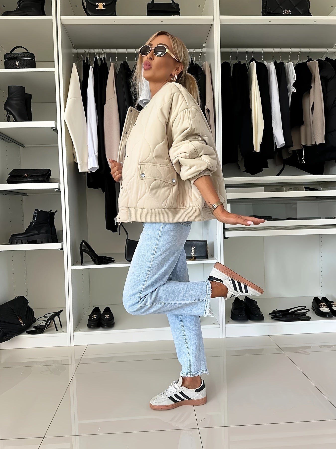 Women's Quilted Block Color Puffer Jacket | Warm Coat with Reversible Collar and Pockets - Perfect Season Starter for Spring and Autumn