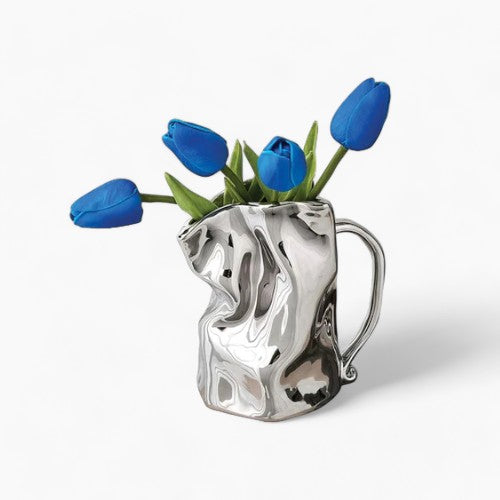 Gefaltete Kaffeetassenvase